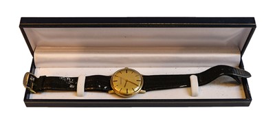 Lot 141 - A 9 carat gold Caravelle wristwatch