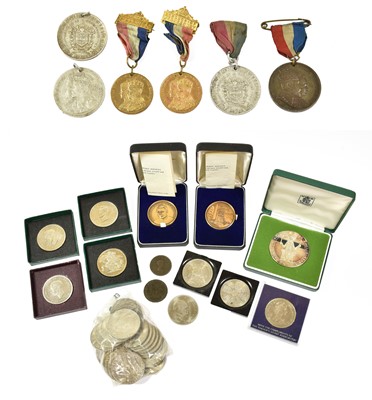 Lot 435 - Commemorative Medals and Crowns, to include:...