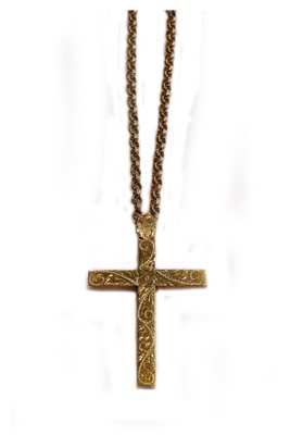 Lot 159 - A 9 carat gold cross pendant on chain, pendant...