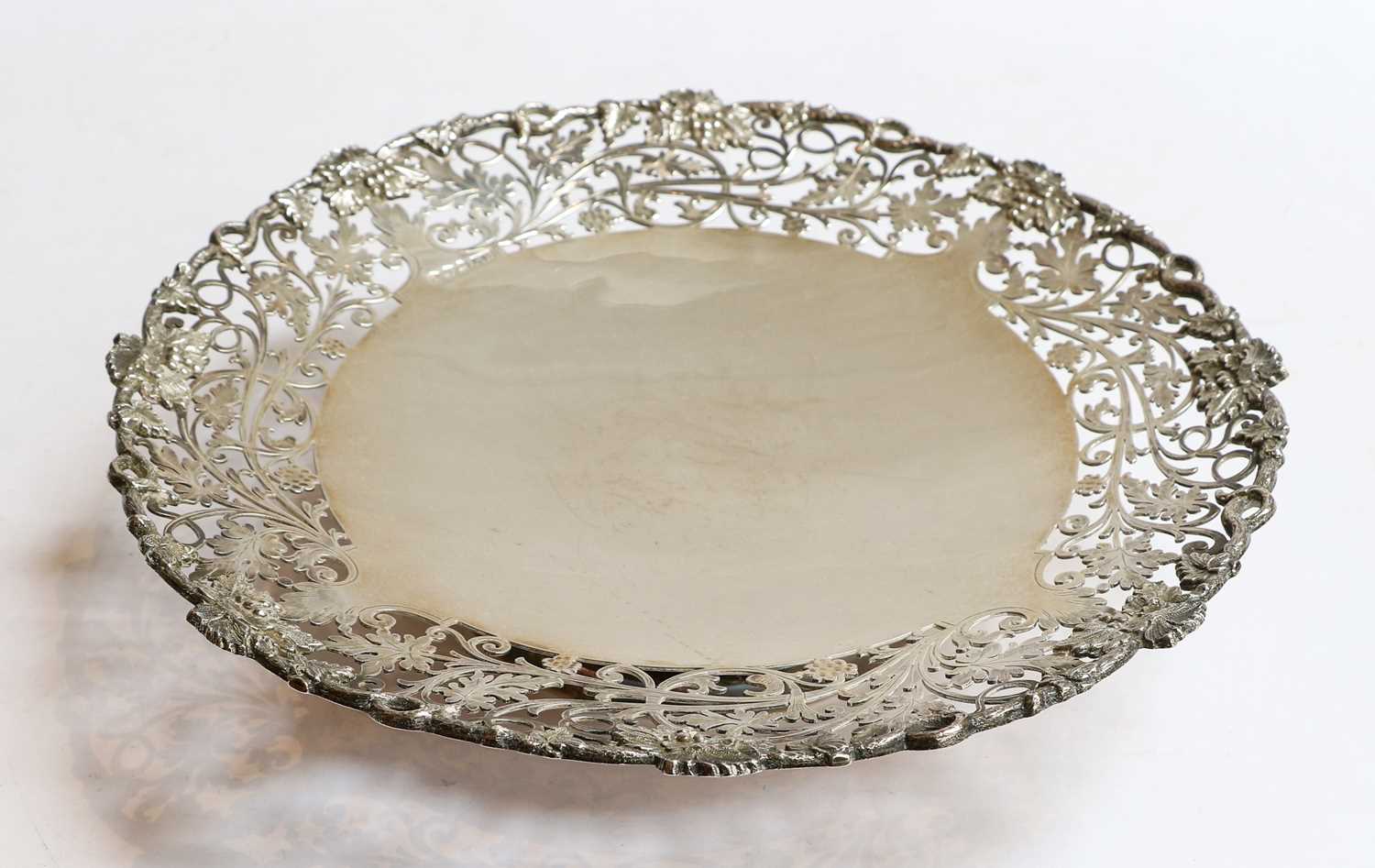 Lot 83 - An Edward VIII Silver Dish, by Henry Wigfull,...