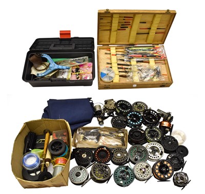 Lot 2008 - A Collection Of Thirteen Fly Reels And Spools