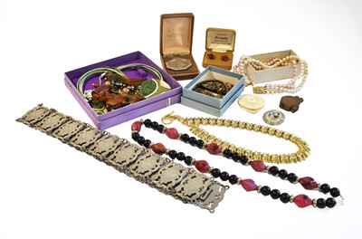 Lot 275 - A collection of costume jewellery including...
