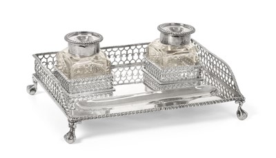 Lot 2121 - A Victorian Silver Inkstand
