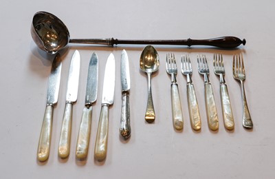 Lot 116 - A collection of assorted silver flatware,...