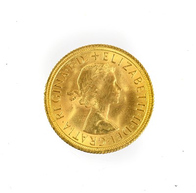 Lot 281 - 2 x Elizabeth II, Sovereigns 1966, obv. young...