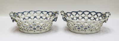 Lot 55 - A pair of Caughley blue and white baskets,...