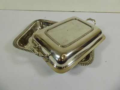 Lot 22 - A George V Silver Entrée-Dish and Cover, by...