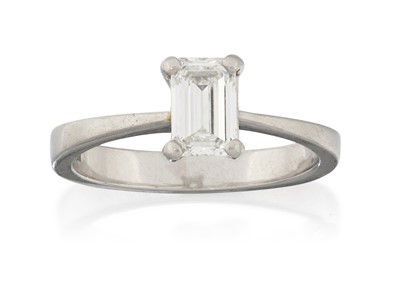 Lot 2258 - A Platinum Diamond Solitaire Ring