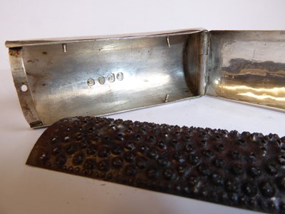 Lot 2044 - A George III Silver Nutmeg-Grater