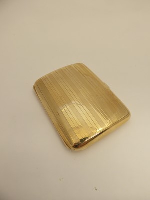 Lot 2072 - A George V Gold Cigarette-Case