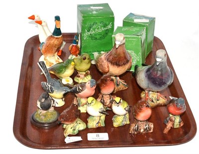 Lot 8 - A tray of Beswick birds, including Pigeons 1383A & B
