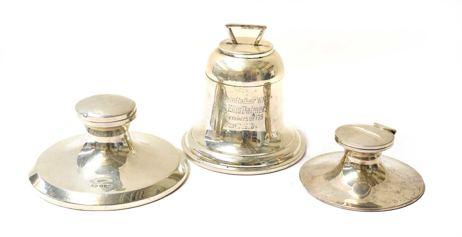 Lot 21 - A George V Silver Inkwell, by A. and J....