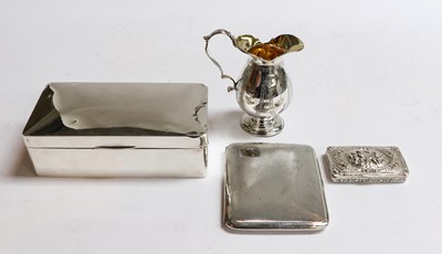 Lot 82 - A collection of assorted silver including: a...