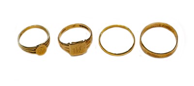 Lot 192 - An 18 carat gold signet ring, finger size O; a...