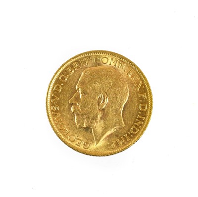 Lot 264 - 3 x George V, Sovereigns 1913, obv. bare head...