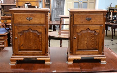 Lot 1375 - A pair of good quality modern oak bedside...