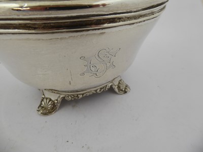 Lot 2095 - A Victorian Provincial Silver Teapot