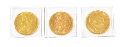 Lot 241 - 3 x Sovereigns, to include: Victoria 1896, obv....