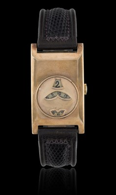 Lot 2349 - An Unusual Art Deco 9 Carat Gold Digital Display Wristwatch