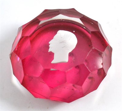 Lot 114 - 19th century sulphide paperweight