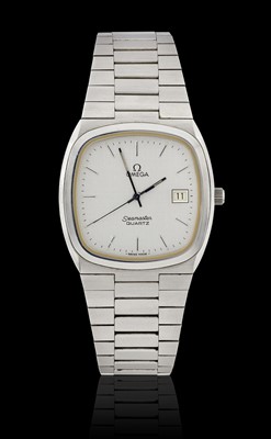 Lot 2355 - Omega: A Stainless Steel Calendar Centre Seconds Wristwatch