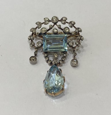 Lot 2303 - An Edwardian Aquamarine and Diamond Brooch and Drop Earring Suite