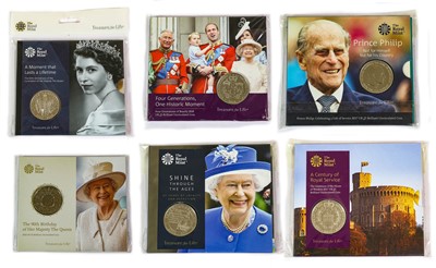 Lot 429 - 18 x Elizabeth II Commemorative Crowns, to...