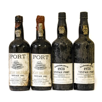 Lot 3092 - Warre's 1970 Vintage Port (one bottle),...