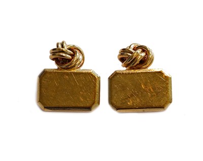 Lot 165 - A pair of 9 carat gold cufflinks