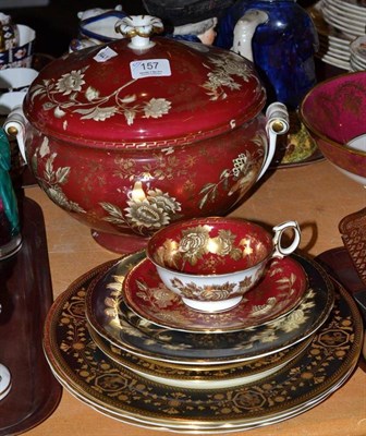 Lot 157 - A Wedgwood Ruby Tonquin W2488 tureen and cover, two matching plates, cup and saucer, a Wedgwood...