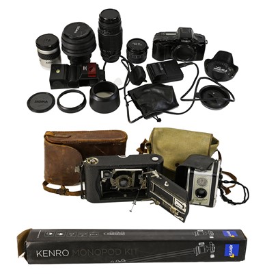 Lot 196 - Various Cameras And Lenses