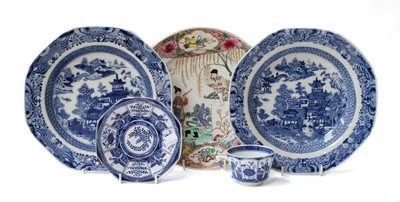 Lot 24 - Pair of Chinese export dishes, Samson...