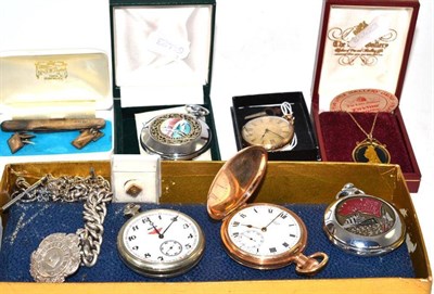 Lot 215 - A small quantity of jewellery including a fob watch, stamped ";14k";, assorted pocket watches,...
