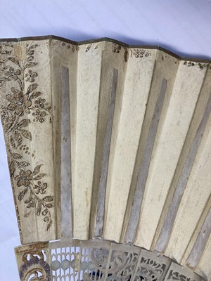 Lot 2156 - 19th Century Ivory Fan with pierced and carved...