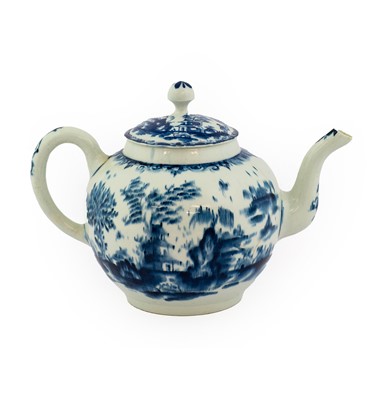 Lot 48 - A Lowestoft porcelain large teapot or punch...