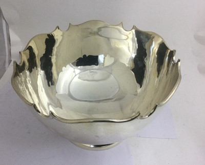 Lot 2141 - An Elizabeth II Silver Rose-Bowl