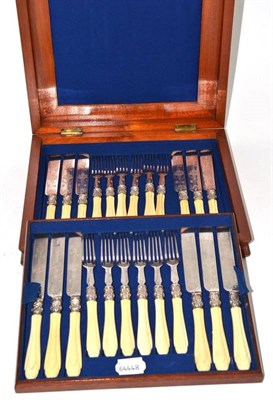 Lot 281 - A cased set of fish knives and forks
