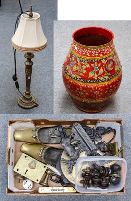 Lot 322 - A box of assorted metalware including a pair...