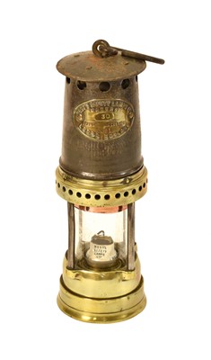 Lot 88 - Best Safety Lamps Ltd Approved Excelsior No.1 Mining Lamp