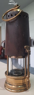 Lot 92 - Edwards Of Wakefield Mining Lamp