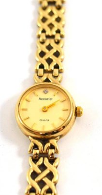 Lot 327 - An Accurist 9ct gold lady's watch