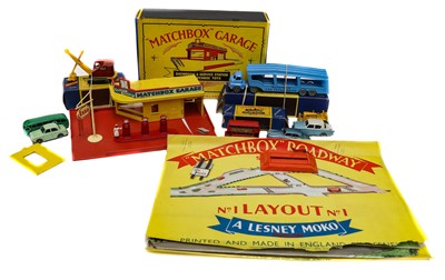 Lot 482 - Matchbox Garage in LRL box, Accessory Packs No....