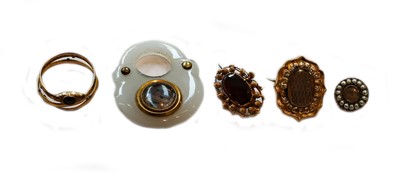 Lot 398 - A small collection of antique jewellery...