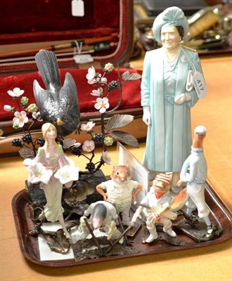 Lot 417 - Albany figure of the Queen Mother (No 4), Albany figure of a blackbird (with certificate),...