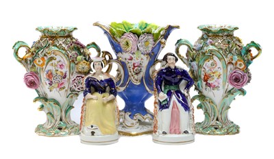 Lot 245 - A pair of English porcelain potpourrei vases,...