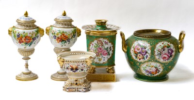 Lot 232 - A Derby Imari campana vase, 19th century,...