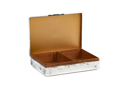 Lot 26 - A 1930's Chrome Plated Desktop Cigarette Box,...