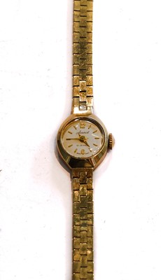Lot 137 - Ladies Accurist 9ct gold wristwatch