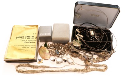 Lot 284 - A quantity of jewellery including a Charles...