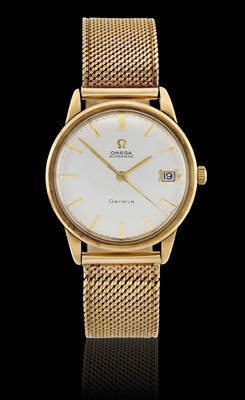 Lot 2367 - Omega: A 9 Carat Gold Automatic Calendar Centre Seconds Wristwatch